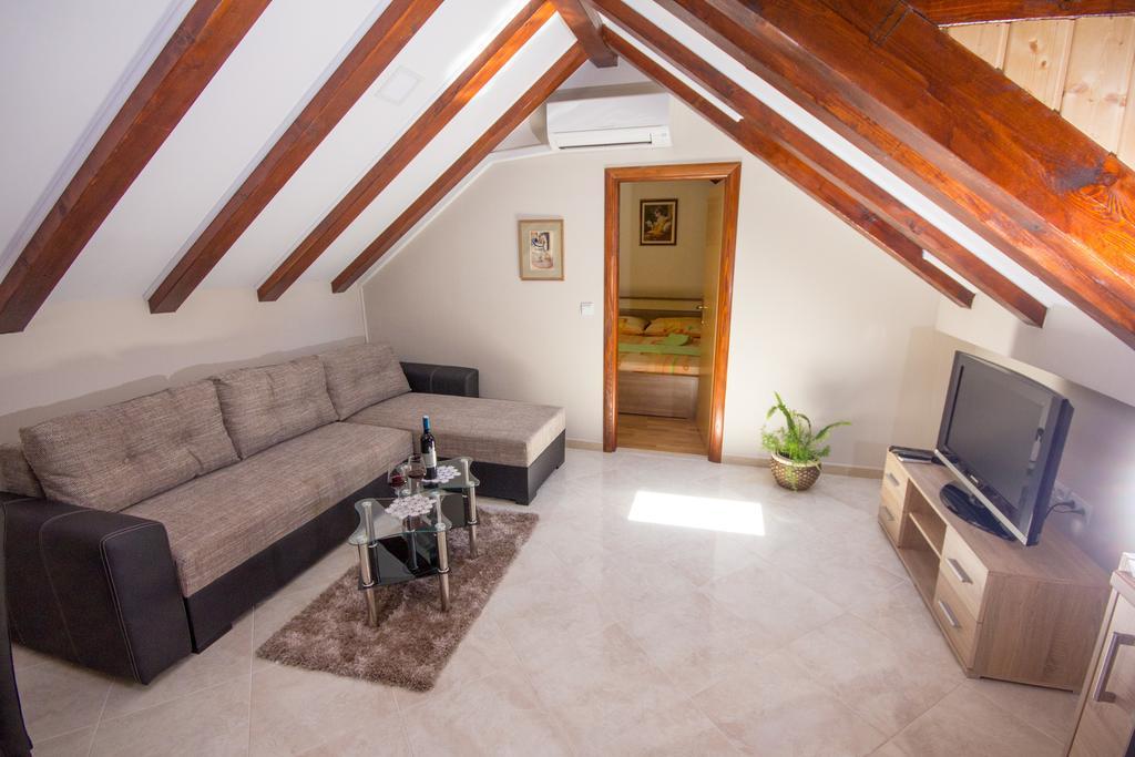 Apartment Niko Kaštel Stari Kaštela Zimmer foto
